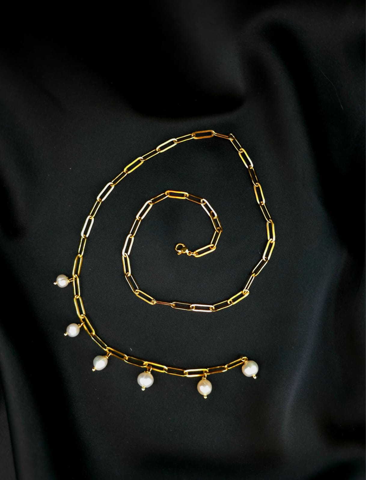 Collier Perles enchaînées